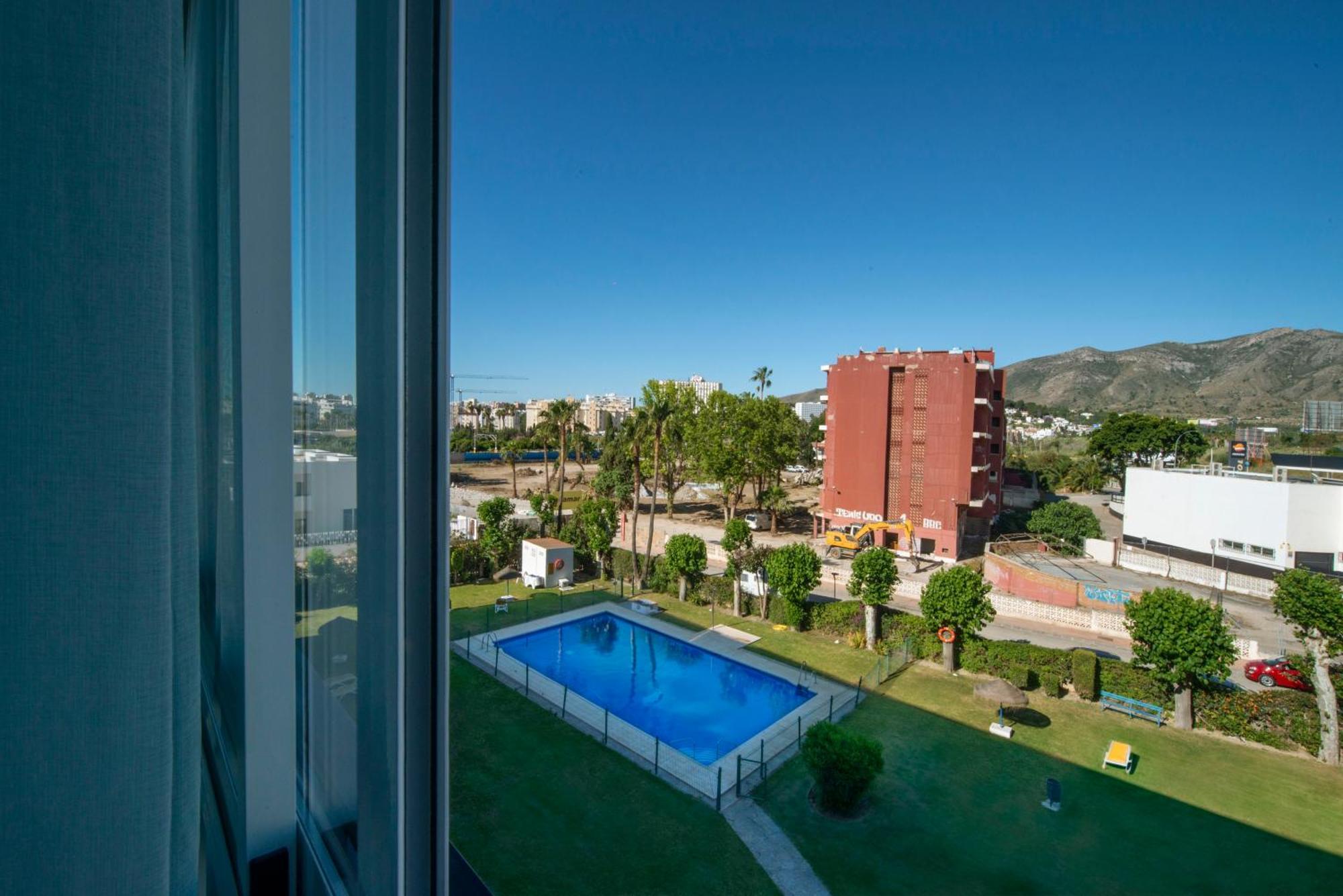 Estudio En Torremolinos Con Piscina Esterno foto